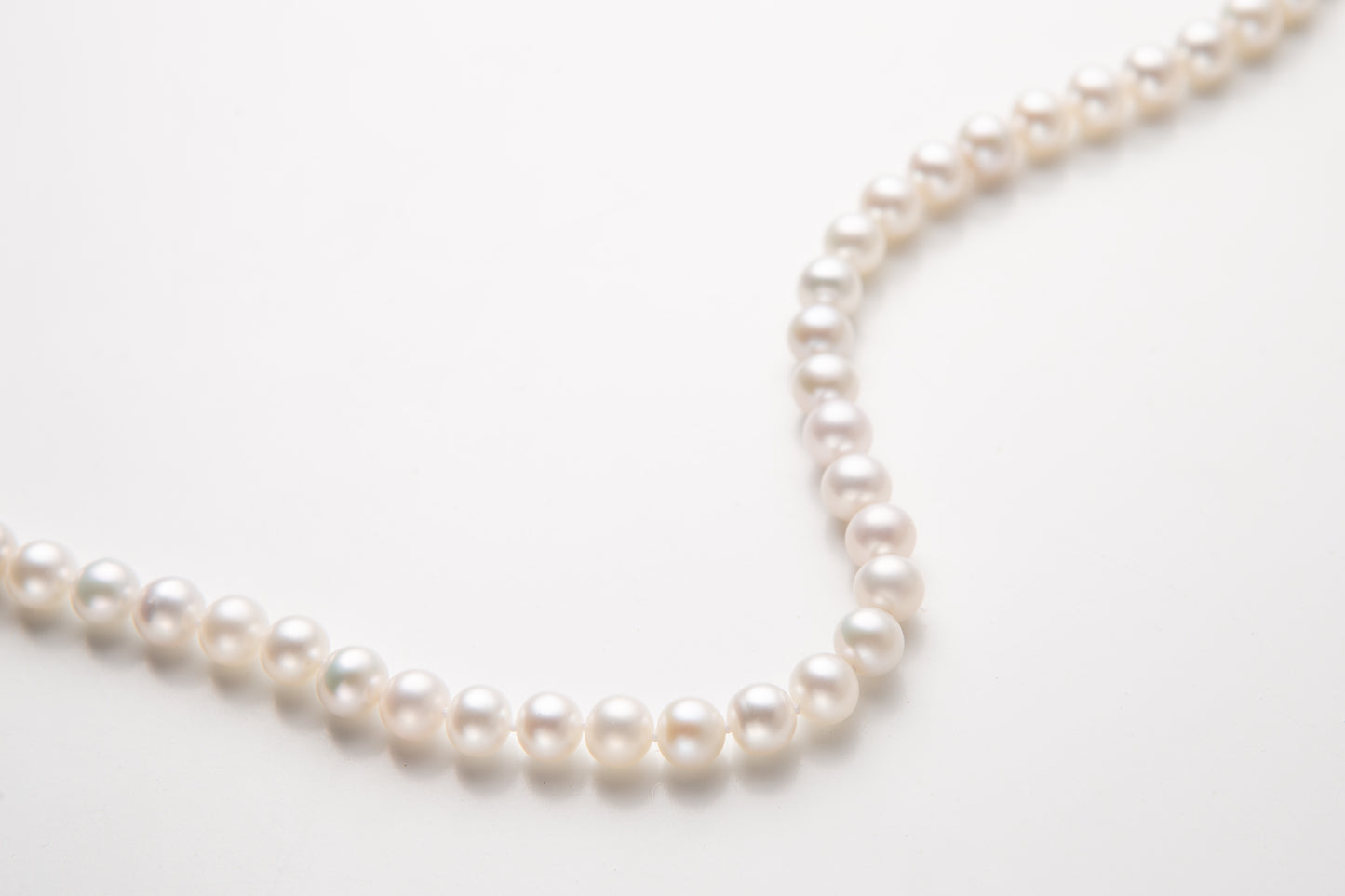 [Pre-Order] Aurora Freshwater Pearl Necklace with Silver Clasp 7-8MM