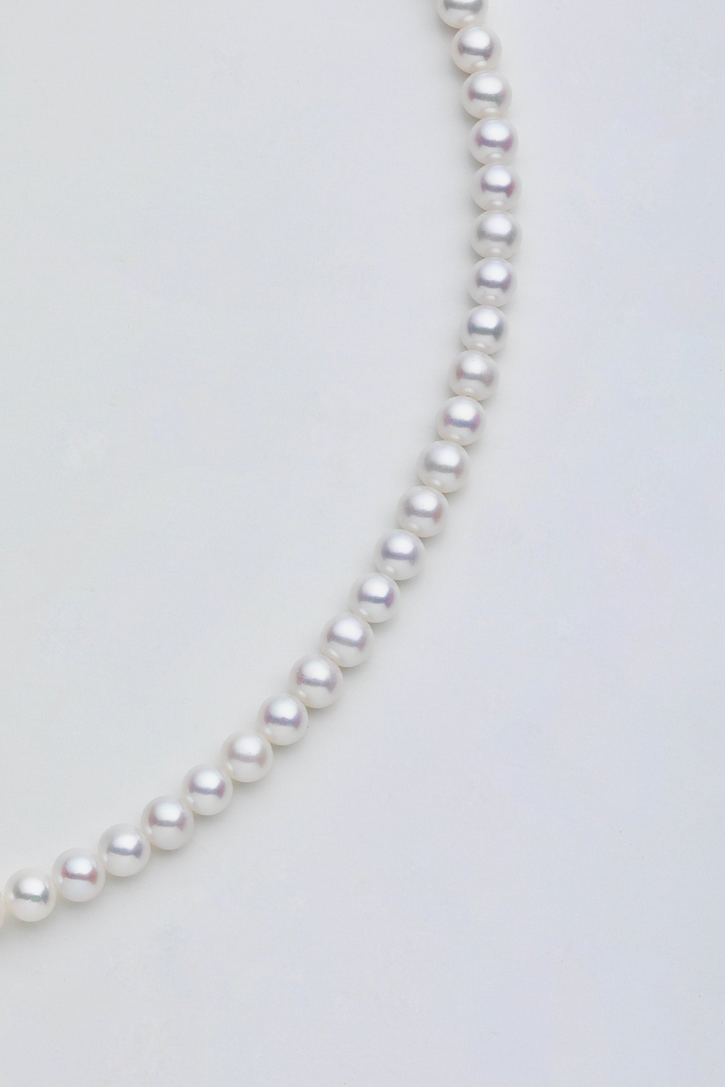 [Pre-Order] Mix Baby Aurora Freshwater Pearl Necklace with Silver Clasp 4-5MM